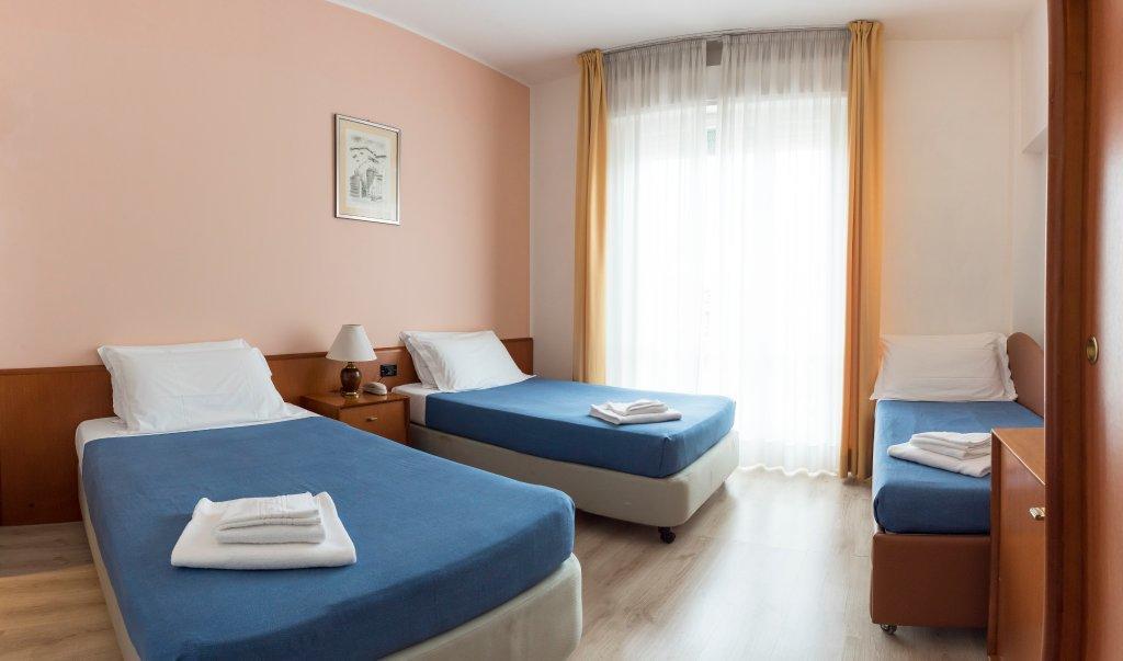 Hotel Marittima Ріміні Екстер'єр фото